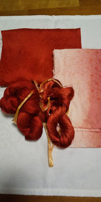 乾燥後の絹糸絹布木綿布