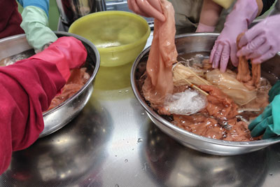 アルミ媒染作業