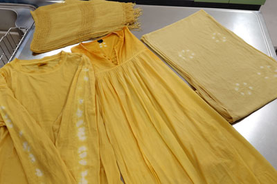 初心者向け草木染め体験作品黄色